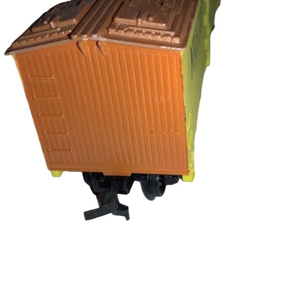 Vintage HO Michelob Advertising Beer Reefer Car - Picture 6 of 11